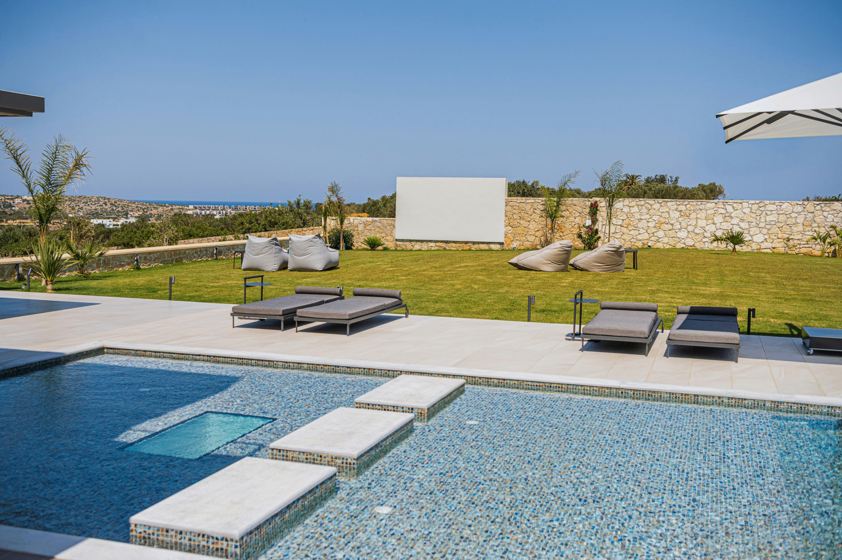 Only View Villa 8